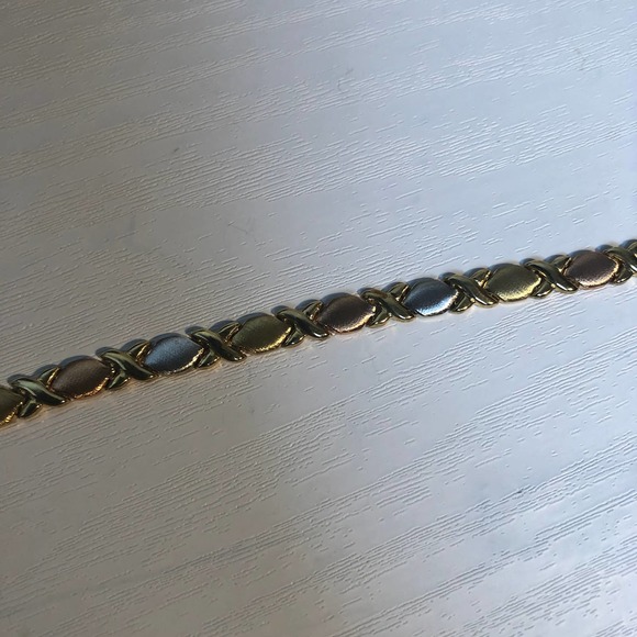 Vintage 90s JcPenney OTC 10K White Gold XO Bracelet & Earrings Set - Picture 6 of 15